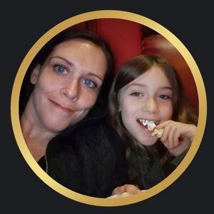 Welcome to Our Poshmark Closet!